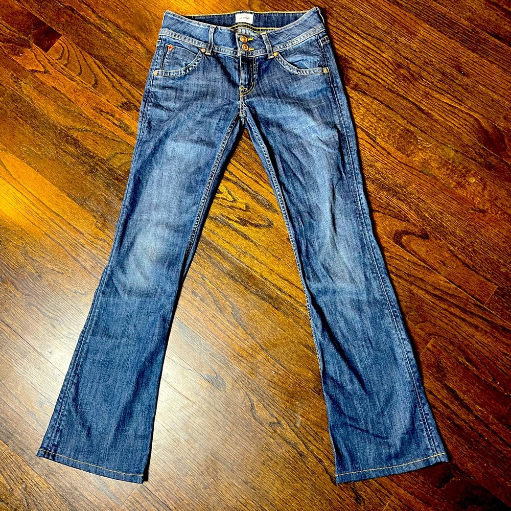 Super cute Hudson Jeans size 27